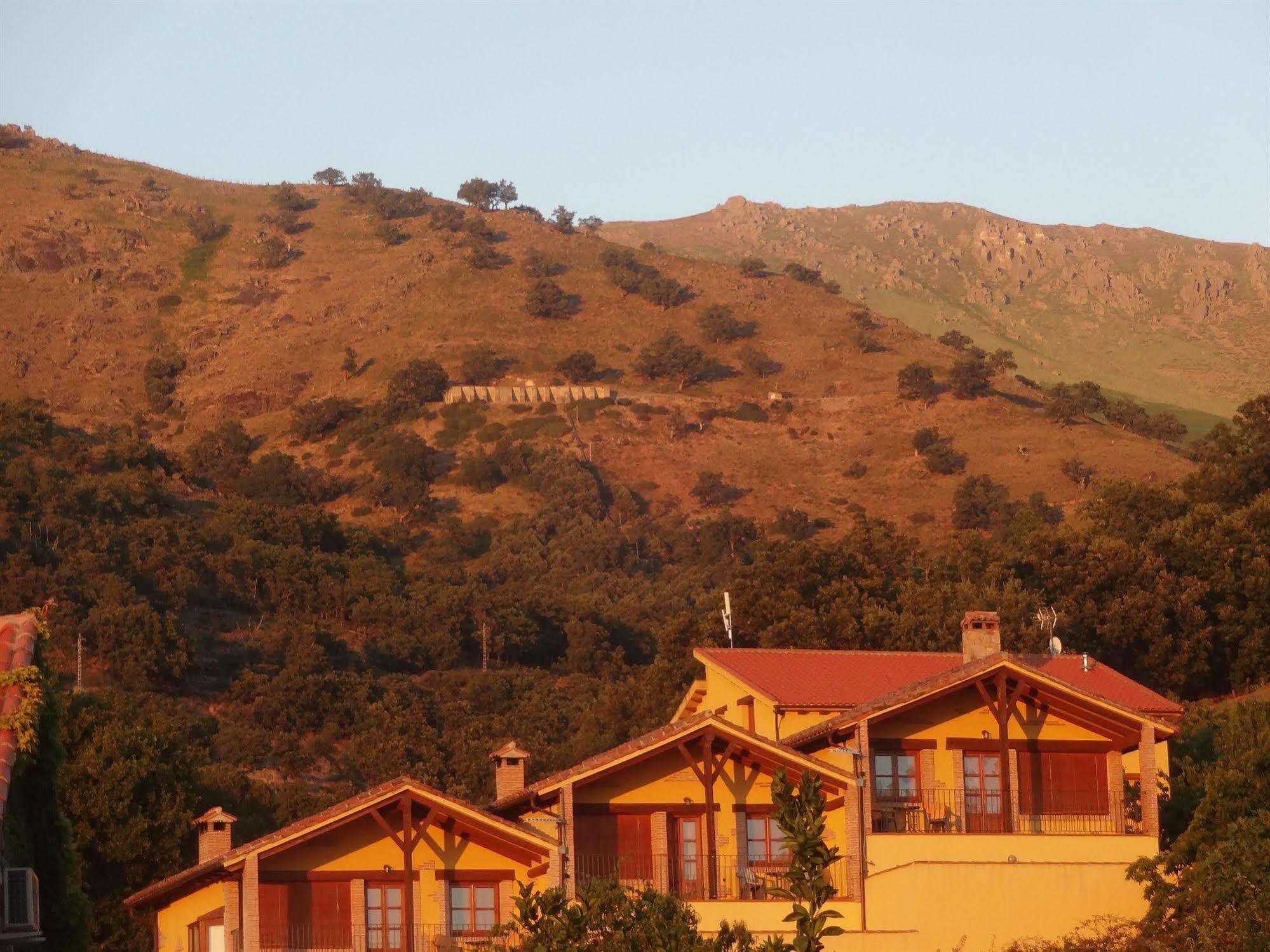 Aroma De Primavera En Casas Rurales Acebuche Casas del Monte 外观 照片