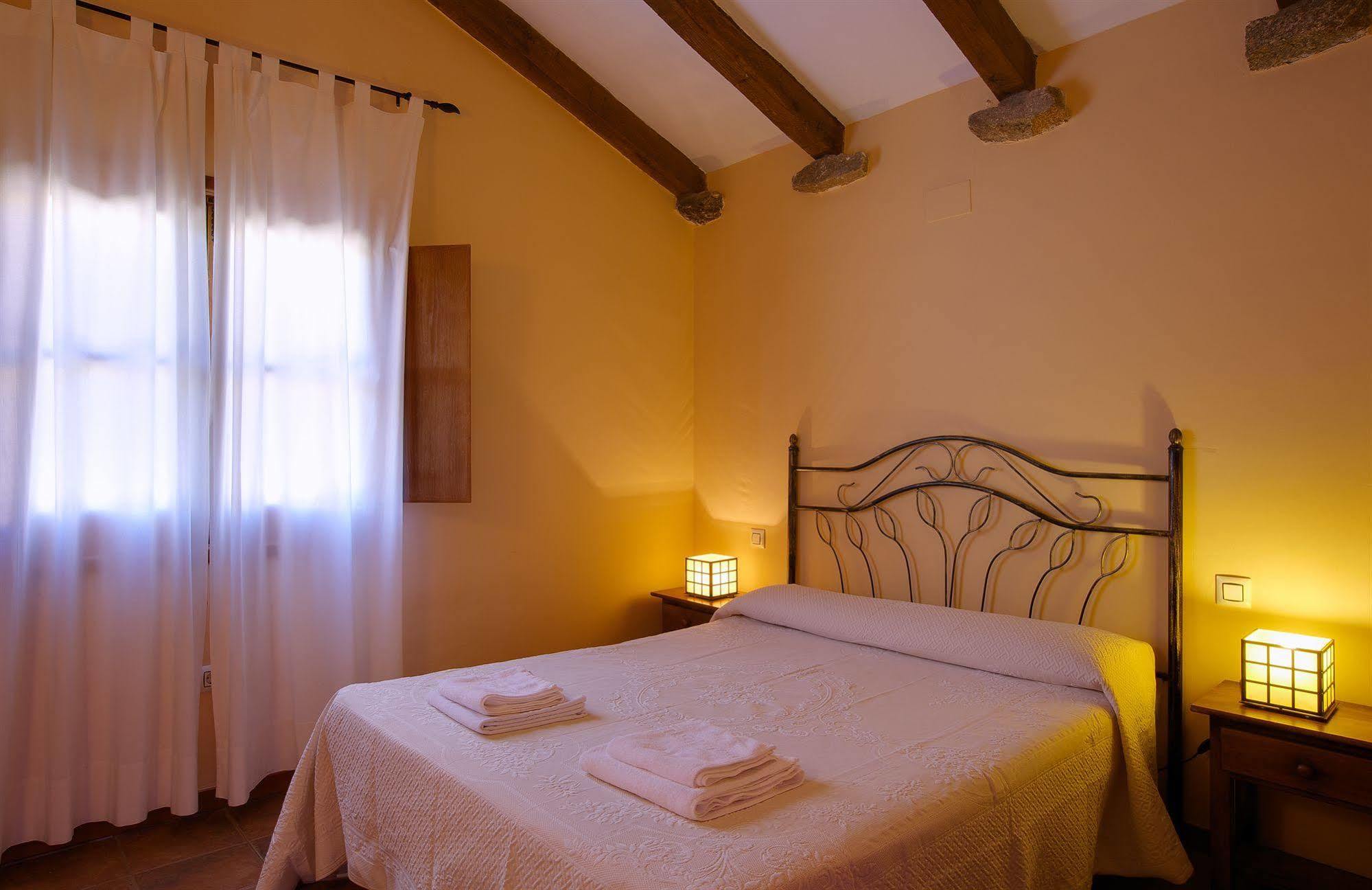 Aroma De Primavera En Casas Rurales Acebuche Casas del Monte 外观 照片